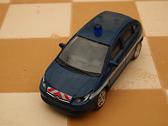 Voitures de police obsolètes et radars hors de prix : les mauvais choix budgétaires du gouvernement